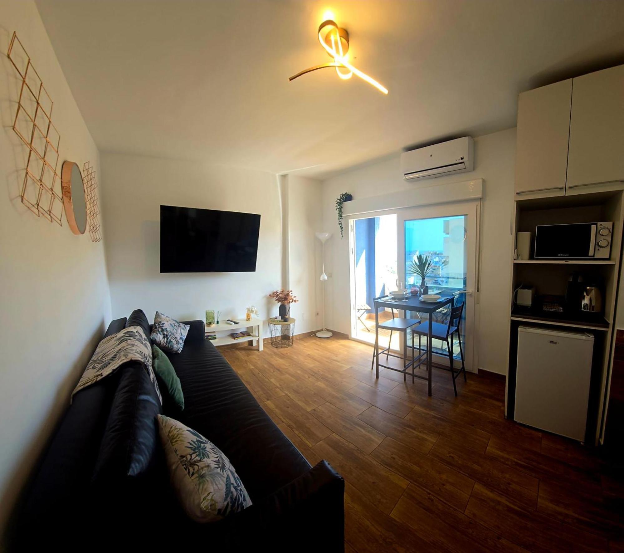 Bellevue Sea View Apartment By Namaste Elite Торемолинос Екстериор снимка